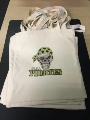 DTF Printing 10 hull pirates printed bags